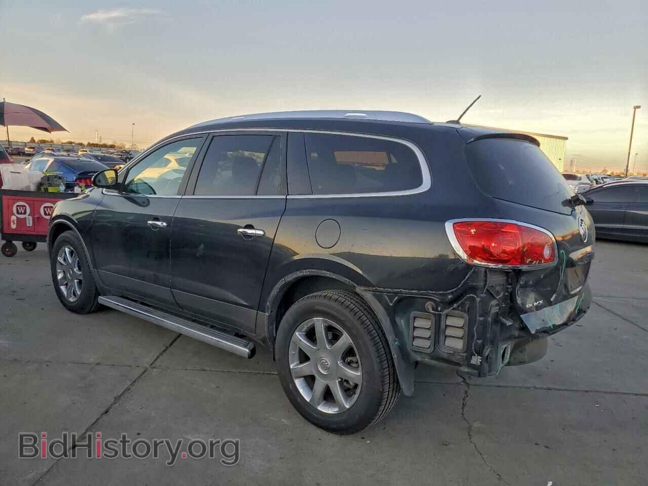 2011 BUICK ENCLAVE - VIN: 5GAKVCED7BJ106032 - Фото 2