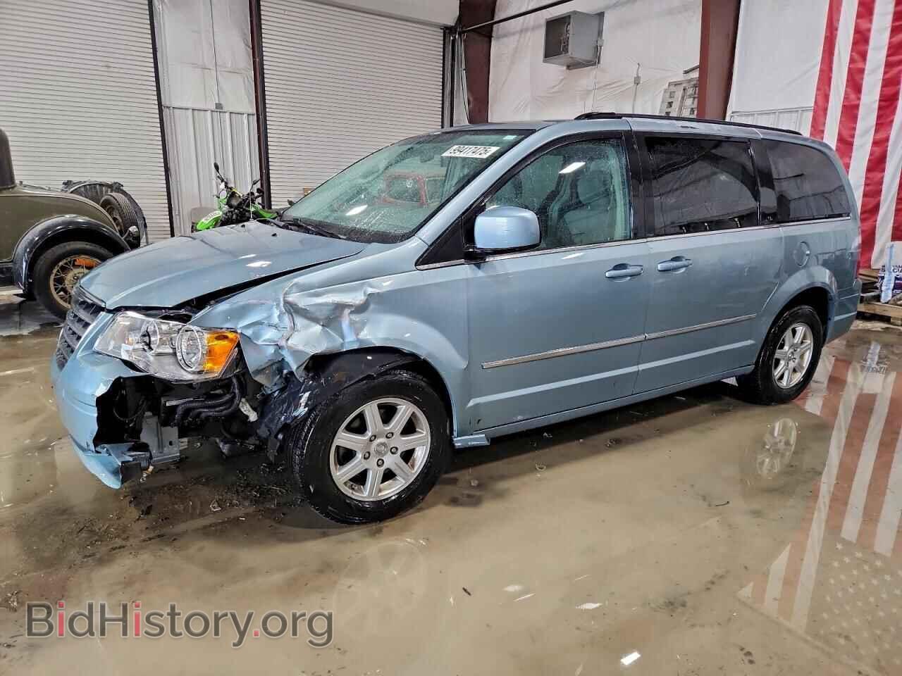 Photo 2A4RR5D13AR198037 - CHRYSLER MINIVAN 2010