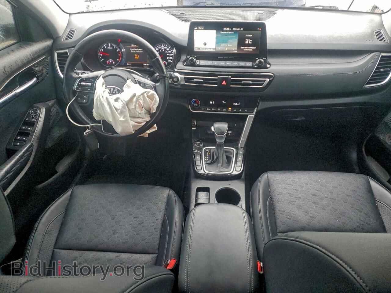 2021 KIA SELTOS - VIN: KNDERCAA5M7182201 - Фото 8