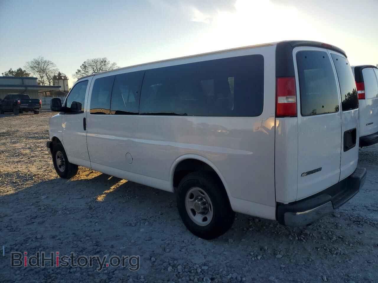 2017 CHEVROLET EXPRESS - VIN: 1GAZGPFG4H1156718 - Фото 2