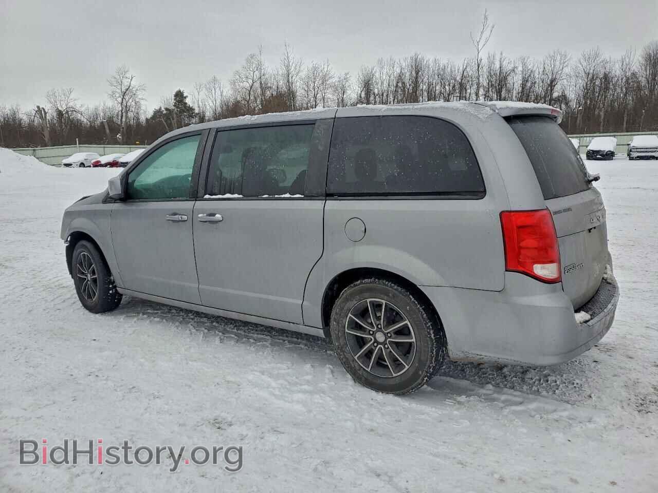 2018 DODGE CARAVAN - VIN: 2C4RDGEGXJR281029 - Фото 2