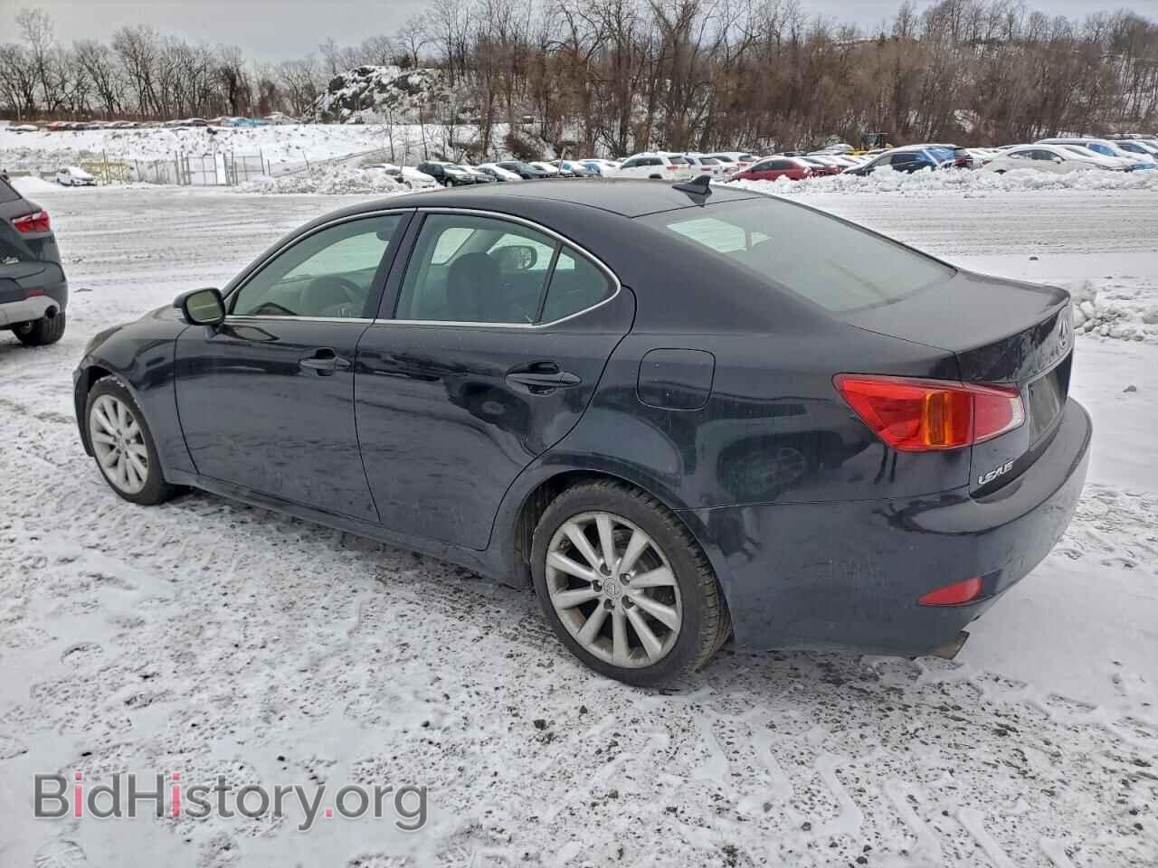2010 LEXUS IS - VIN: JTHCF5C21A5037499 - Photo 2