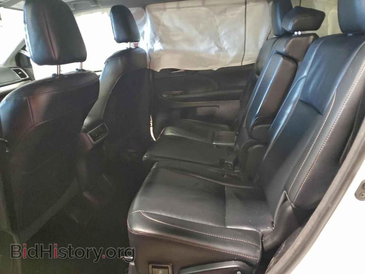 2018 TOYOTA HIGHLANDER - VIN: 5TDJGRFH3JS051363 - Фото 11