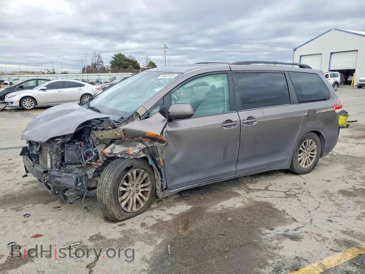 Photo 5TDYK3DC6CS246510 - TOYOTA All Models 2012
