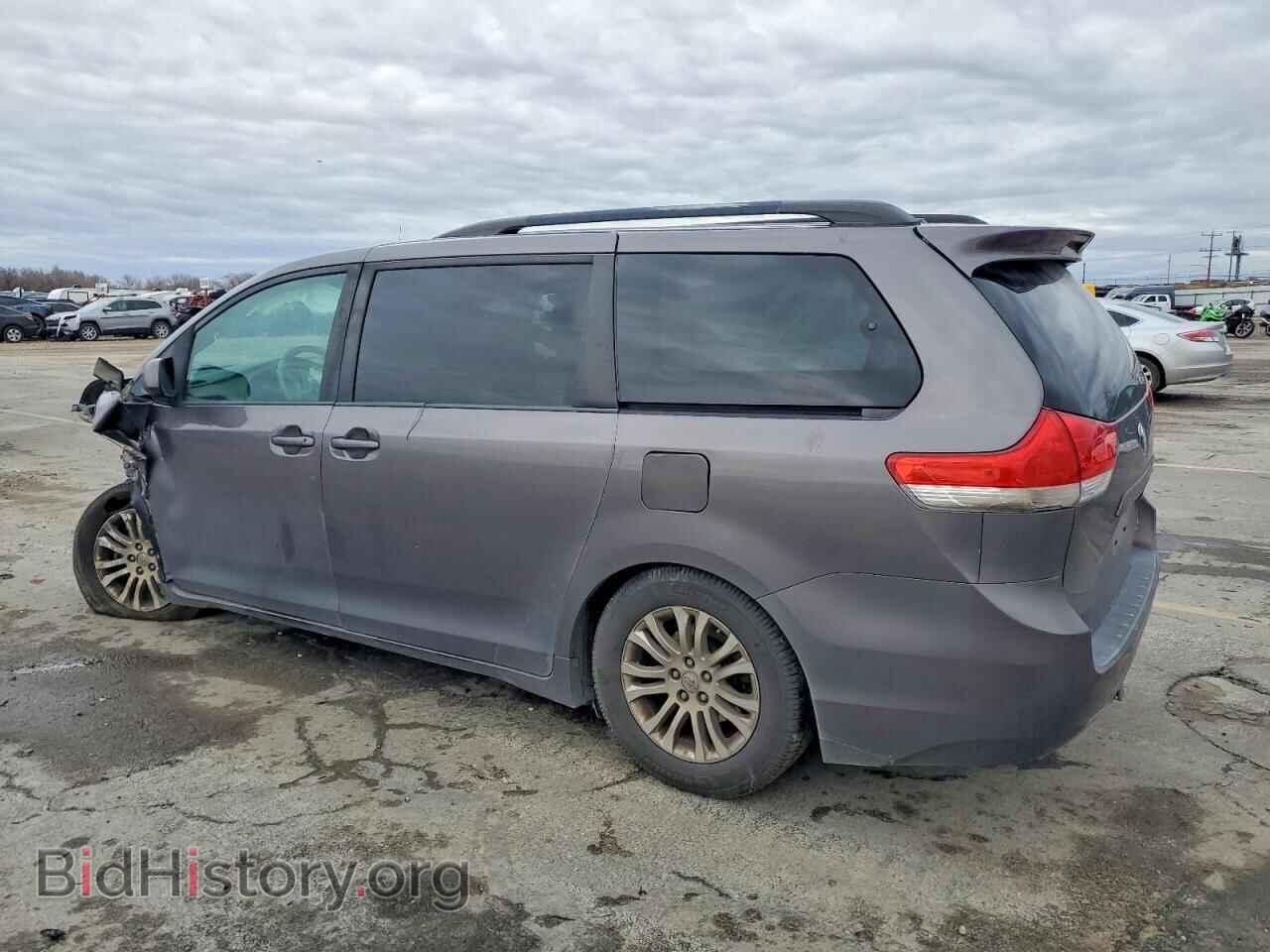 2012 TOYOTA All Models - VIN: 5TDYK3DC6CS246510 - Фото 2