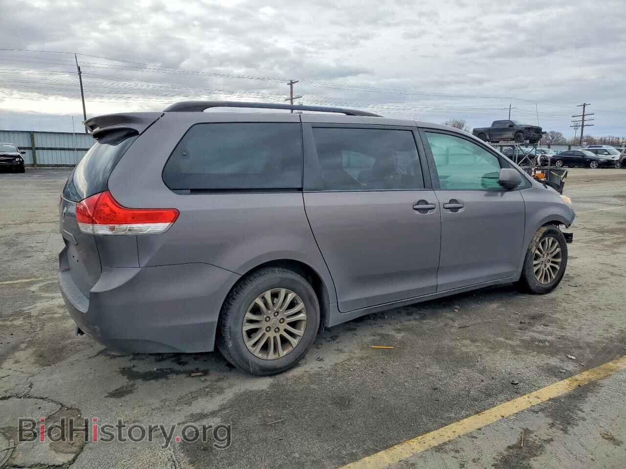2012 TOYOTA All Models - VIN: 5TDYK3DC6CS246510 - Фото 3
