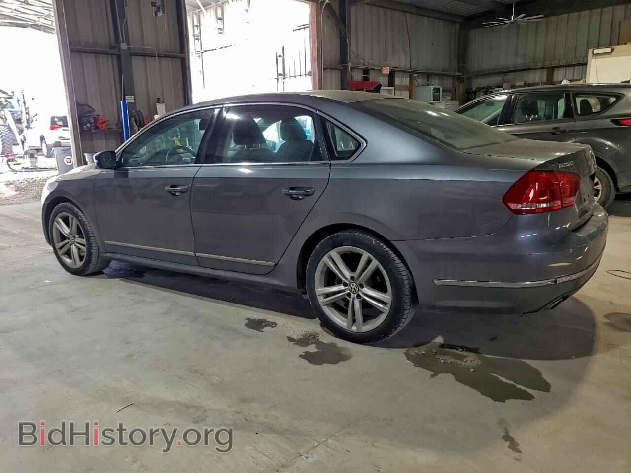 2015 VOLKSWAGEN PASSAT - VIN: 1VWCV7A32FC034087 - Фото 2