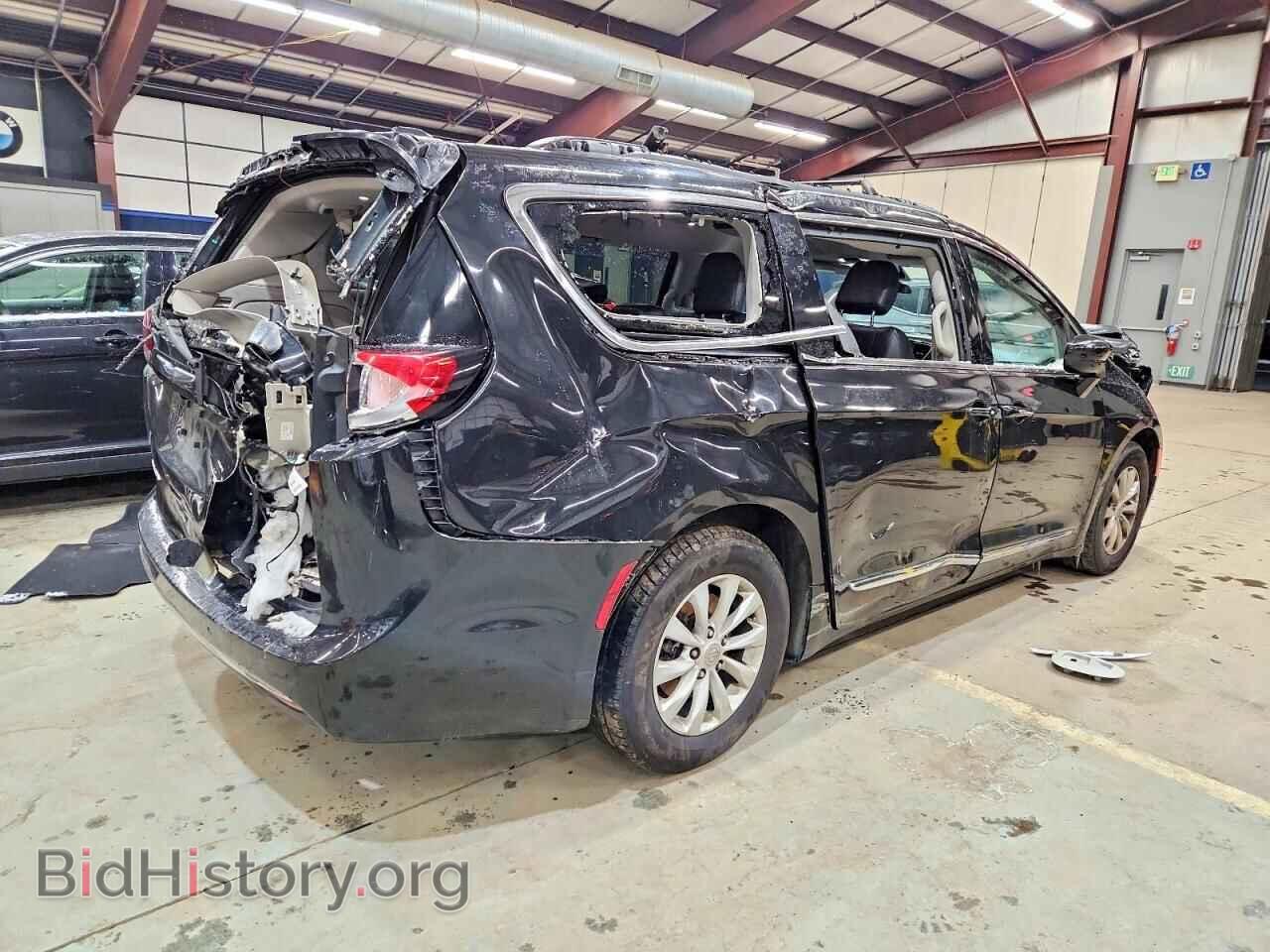 2018 CHRYSLER PACIFICA - VIN: 2C4RC1BG6JR365076 - Фото 3