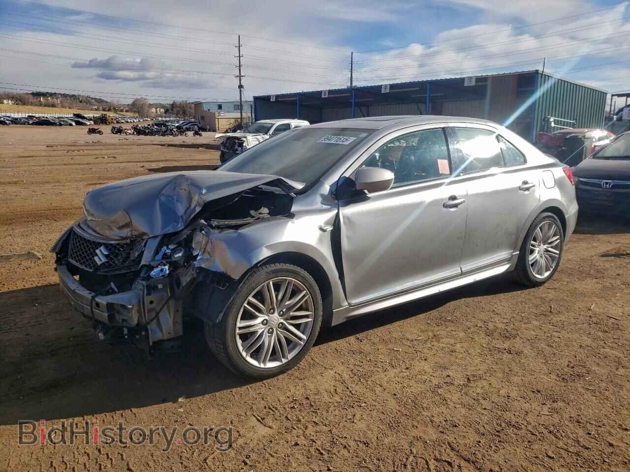 Photo JS2RF9A8XC6100841 - SUZUKI KIZASHI 2012