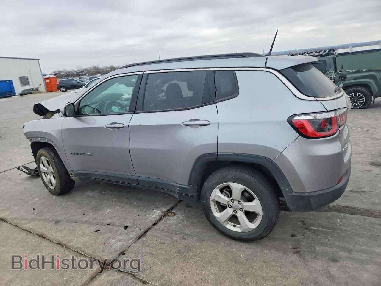 2018 JEEP COMPASS - VIN: 3C4NJDBB0JT315653 - Фото 2