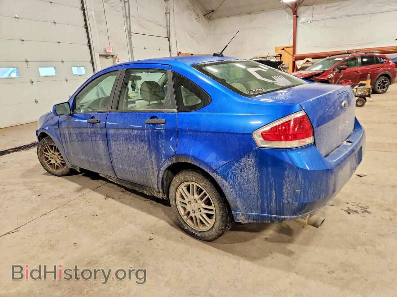 2011 FORD FOCUS - VIN: 1FAHP3FN7BW139468 - Фото 2