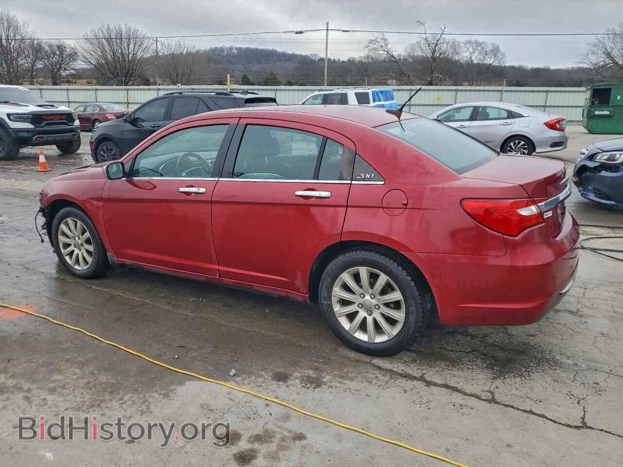2013 CHRYSLER 200 - VIN: 1C3CCBCG3DN593097 - Фото 2
