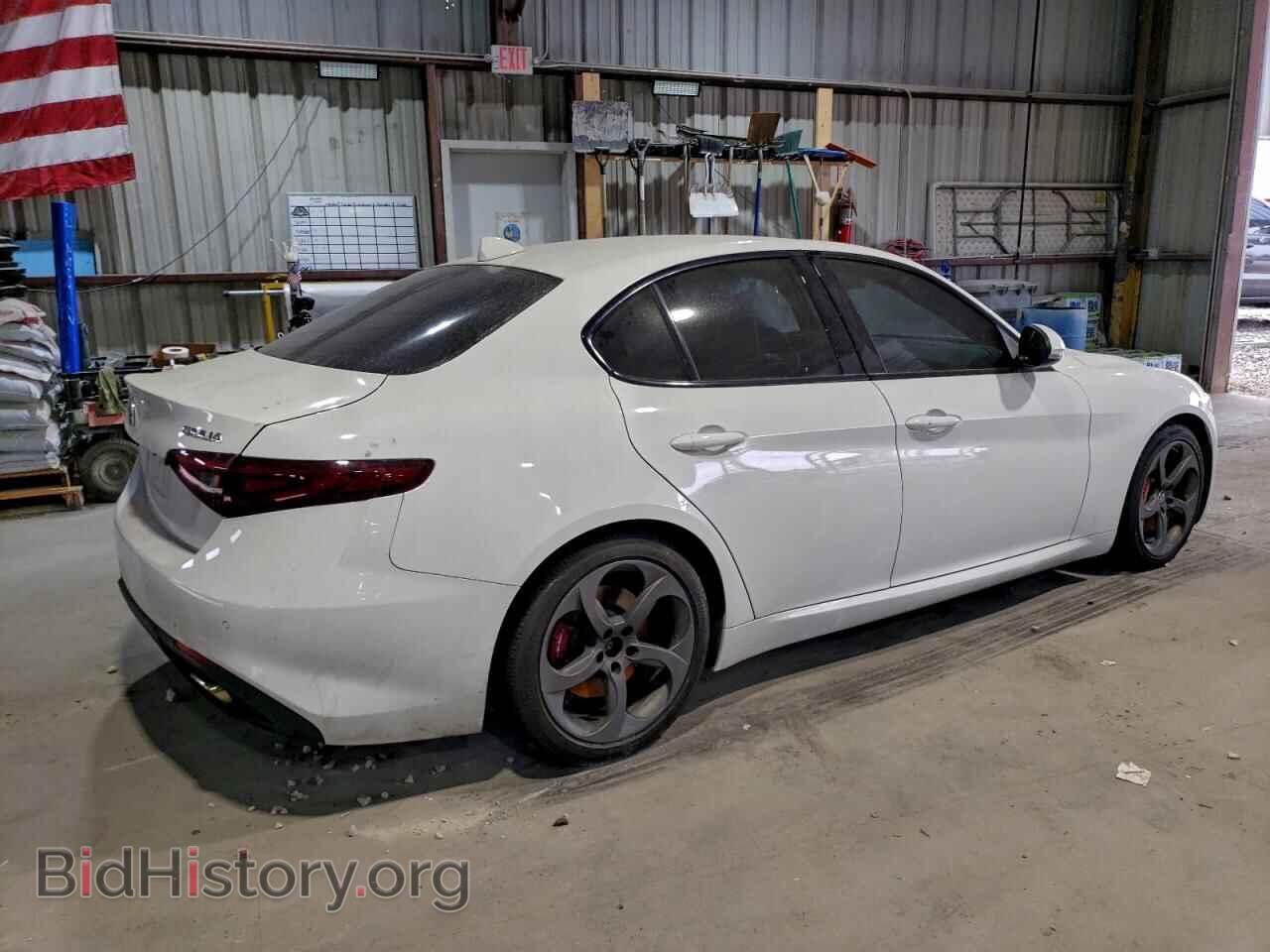 2017 ALFA ROMEO GIULIA - VIN: ZARFAECN0H7536323 - Фото 3