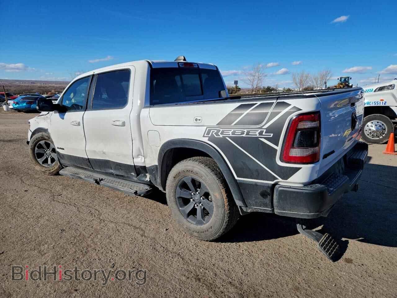 2021 RAM 1500 - VIN: 1C6SRFLT5MN560216 - Фото 2