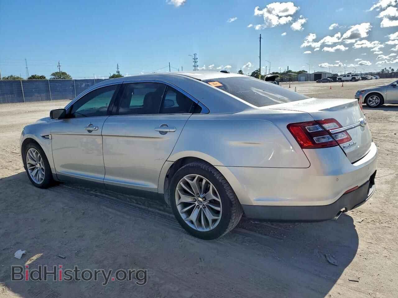2018 FORD TAURUS - VIN: 1FAHP2F83JG120462 - Photo 2