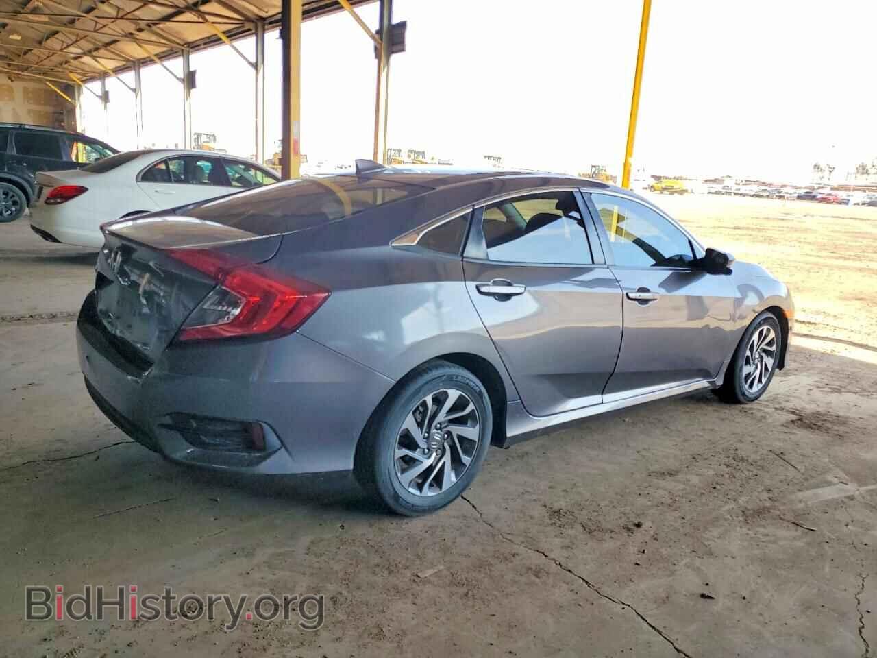 2017 HONDA CIVIC - VIN: 2HGFC2F82HH548634 - Фото 3