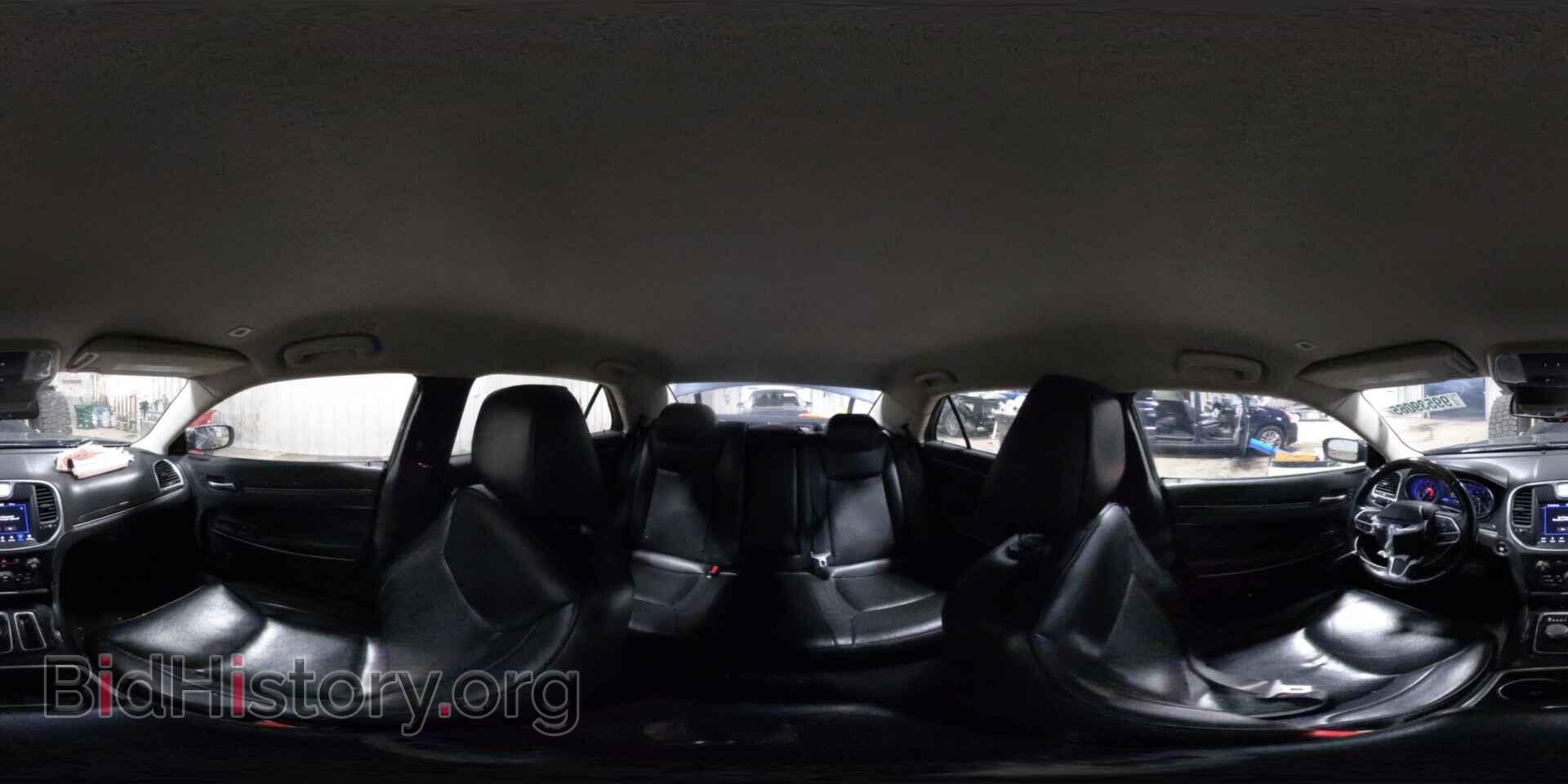 2019 CHRYSLER 300 - VIN: 2C3CCAEG9KH528154 - Фото 15