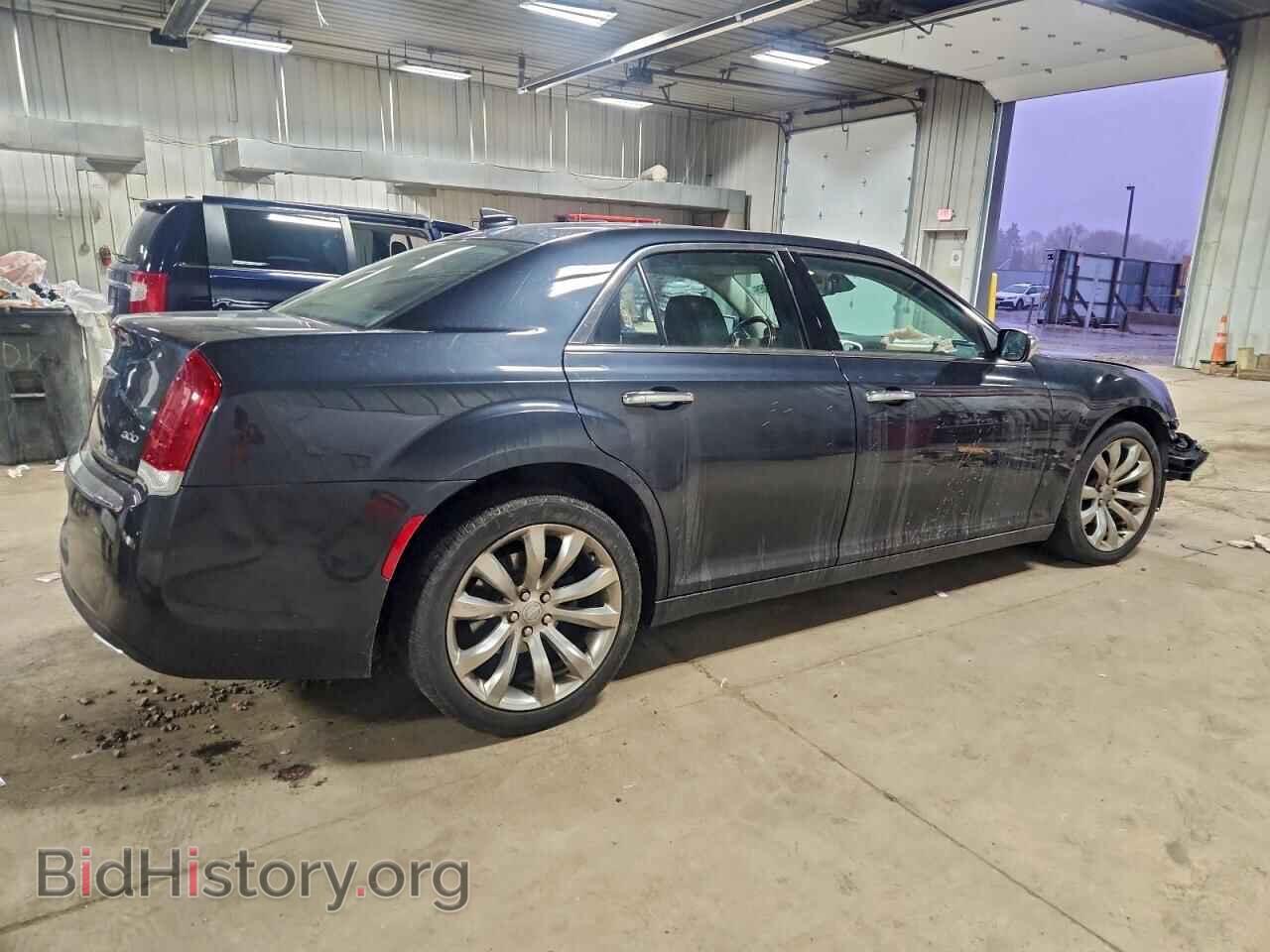2019 CHRYSLER 300 - VIN: 2C3CCAEG9KH528154 - Фото 3