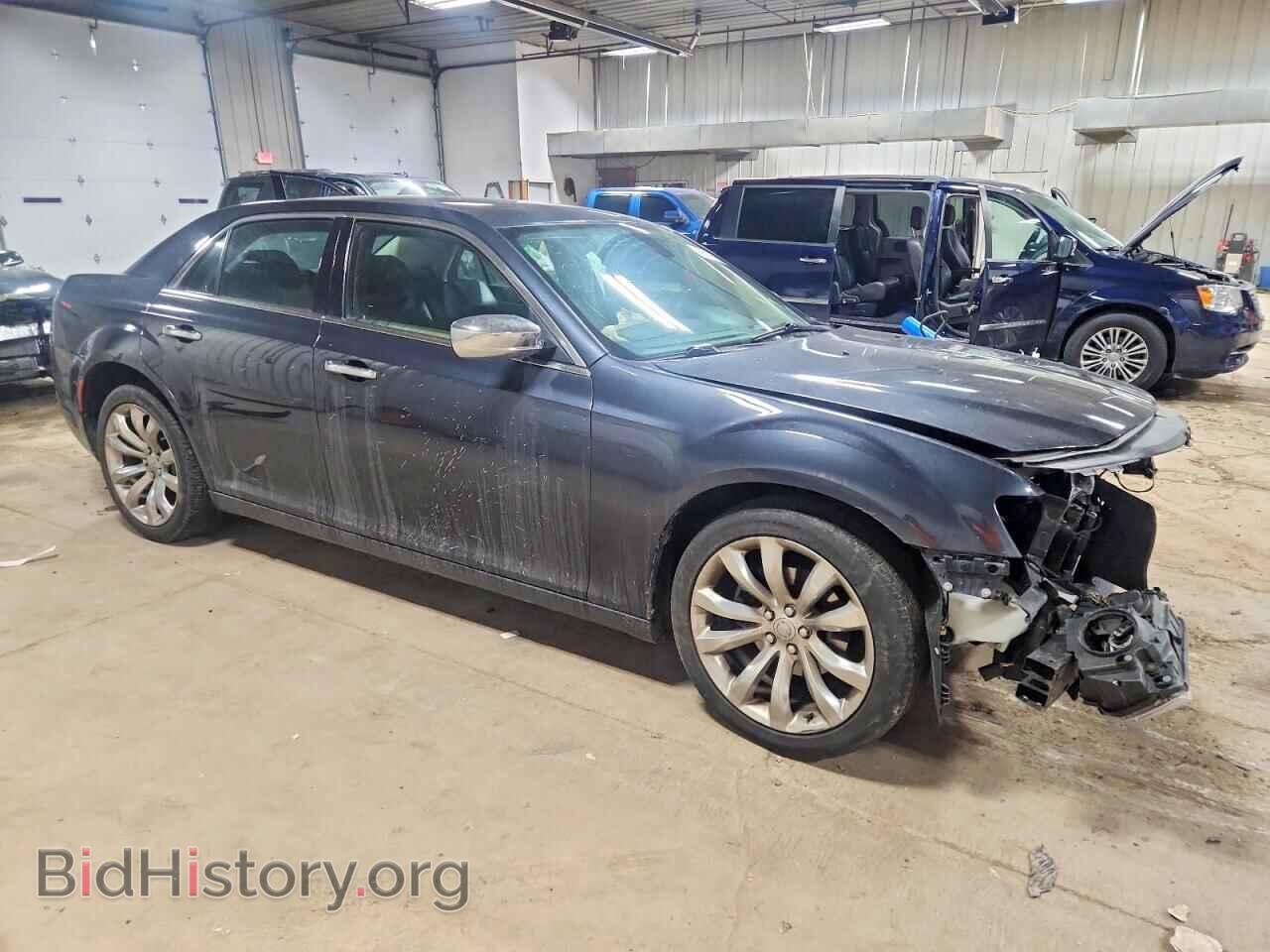 2019 CHRYSLER 300 - VIN: 2C3CCAEG9KH528154 - Фото 4
