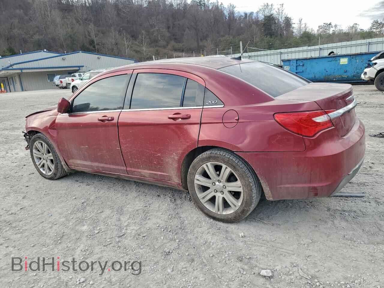 2013 CHRYSLER 200 - VIN: 1C3CCBAB3DN698021 - Photo 2