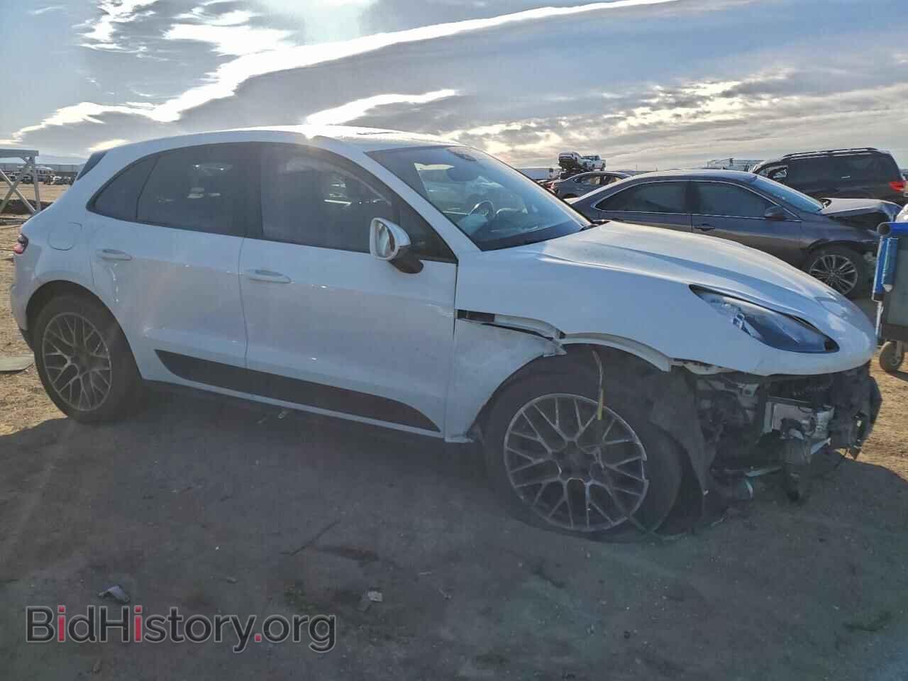 2017 PORSCHE MACAN - VIN: WP1AA2A51HLB03976 - Photo 4