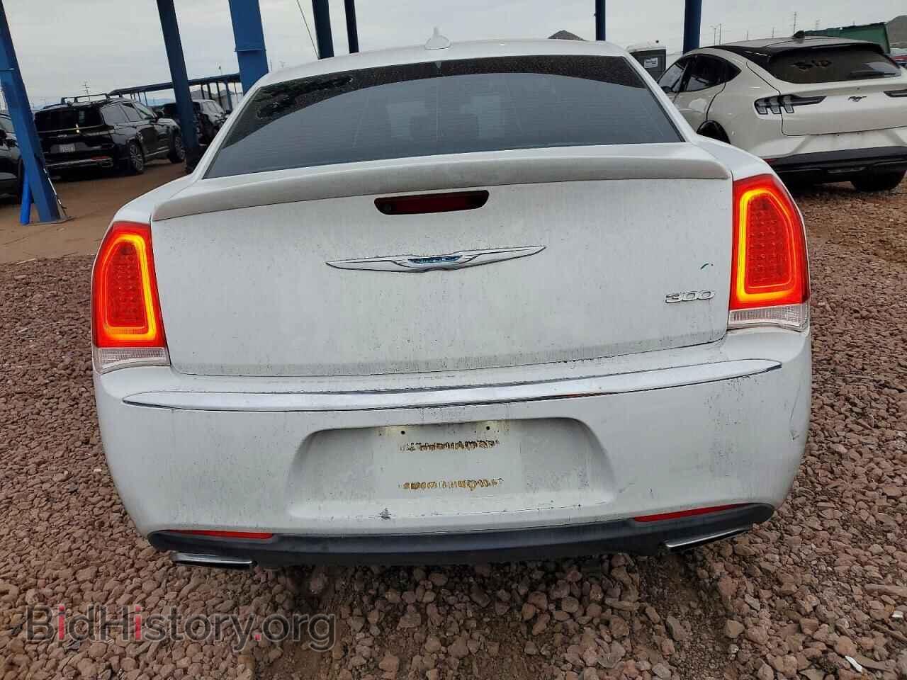 2017 CHRYSLER 300 - VIN: 2C3CCAAG9HH544353 - Фото 6