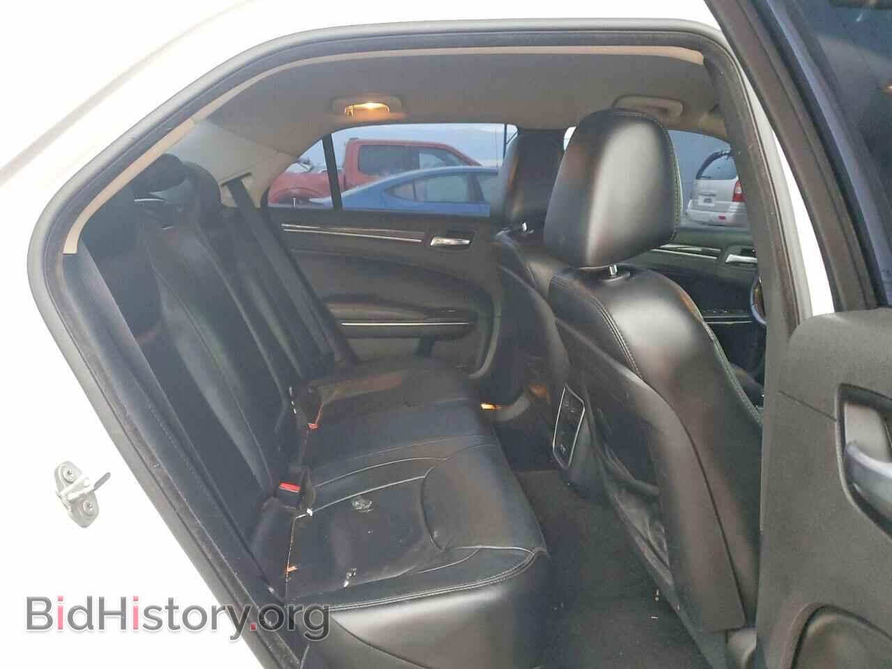 2017 CHRYSLER 300 - VIN: 2C3CCAAG9HH544353 - Фото 10