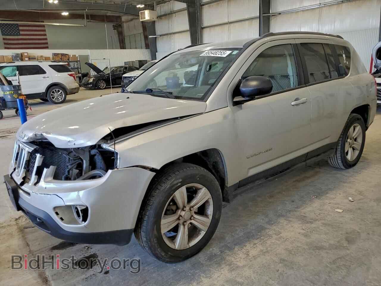 Photo 1C4NJDBBXCD637581 - JEEP COMPASS 2012