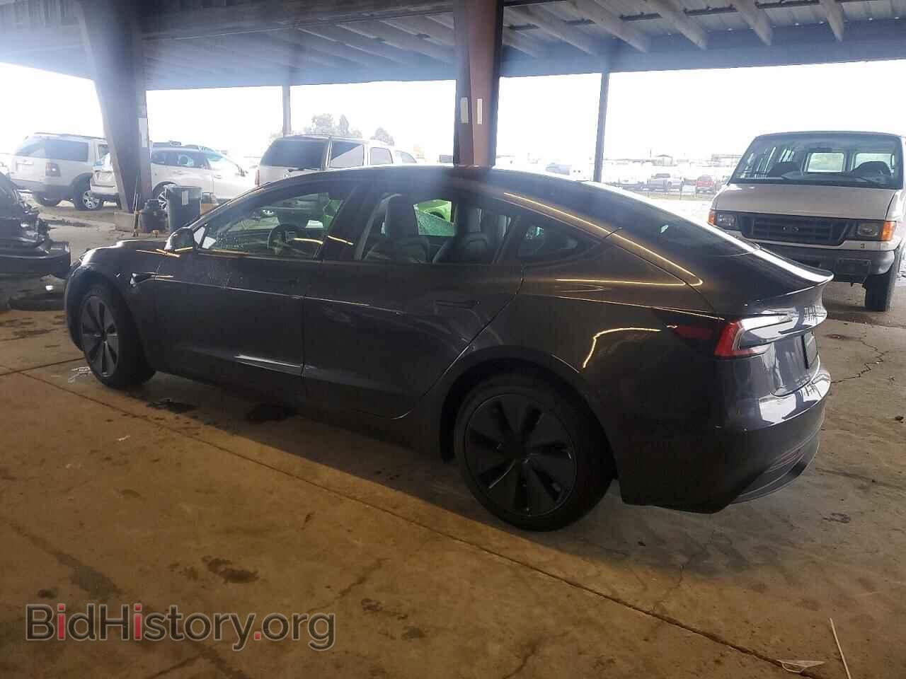 2025 TESLA MODEL 3 - VIN: 5YJ3E1EA8SF027618 - Photo 2