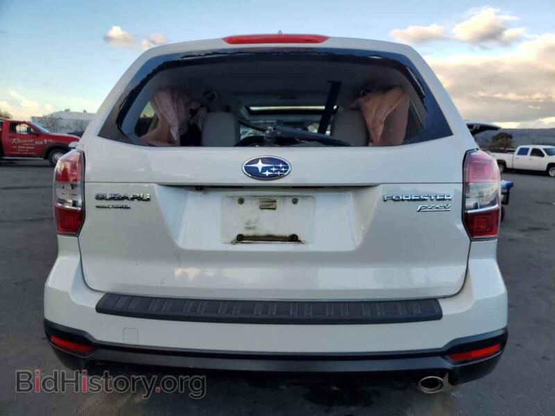 2016 Subaru FORESTER (VIN JF2SJADC8GH431537) — photo 6 of 13