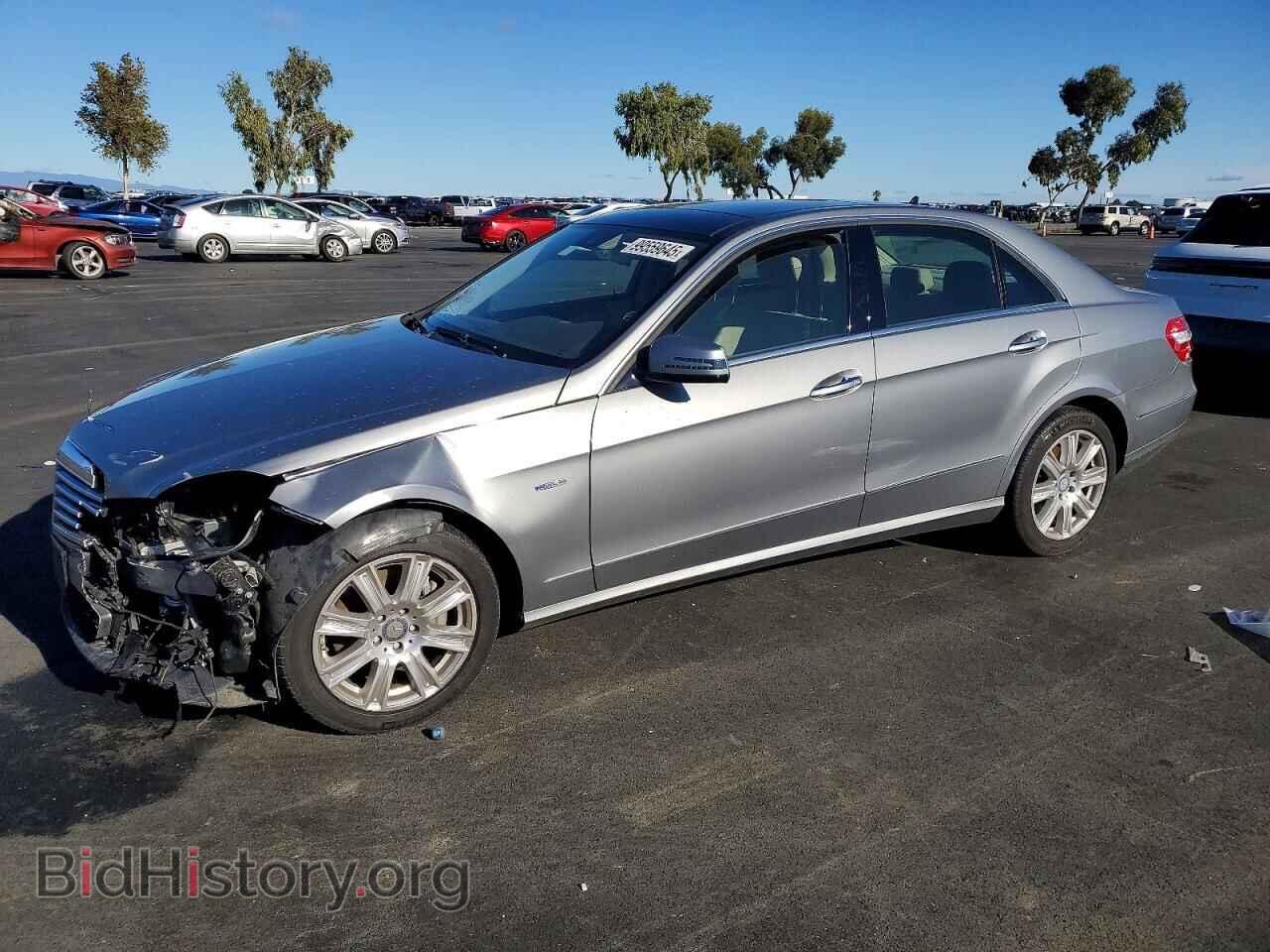Photo WDDHF5KB9CA555191 - MERCEDES-BENZ E-CLASS 2012