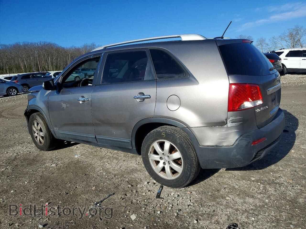 2012 KIA SORENTO - VIN: 5XYKTDA28CG235767 - Фото 2