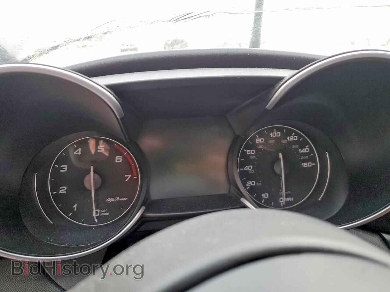 2017 ALFA ROMEO GIULIA - VIN: ZARFAECN3H7529267 - Photo 9