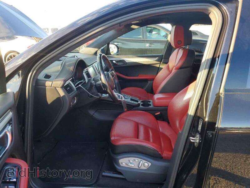 2016 Porsche MACAN (VIN WP1AF2A59GLB95273) — фото 7 из 13