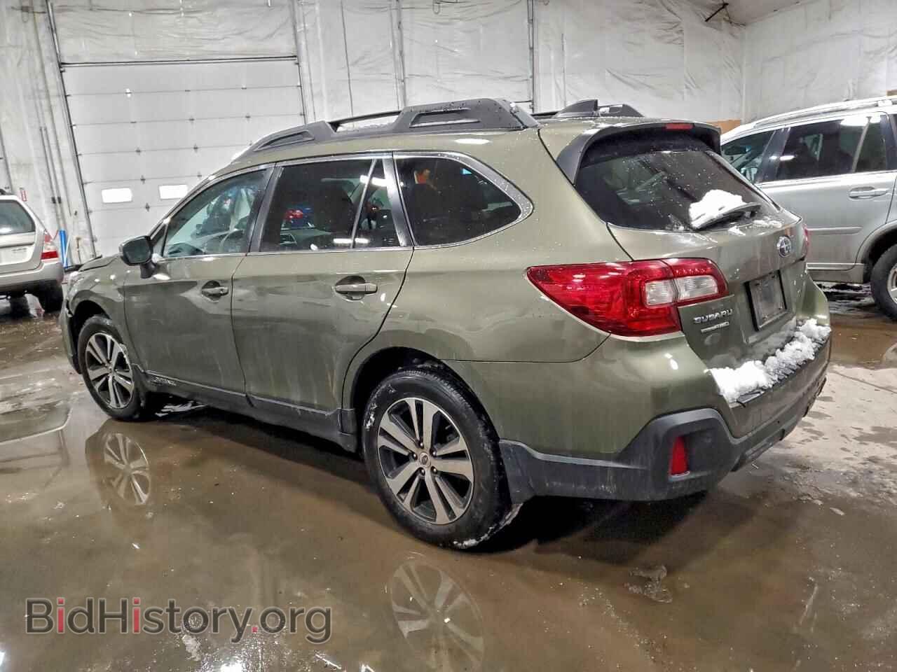 2018 SUBARU OUTBACK - VIN: 4S4BSANC7J3383801 - Фото 2