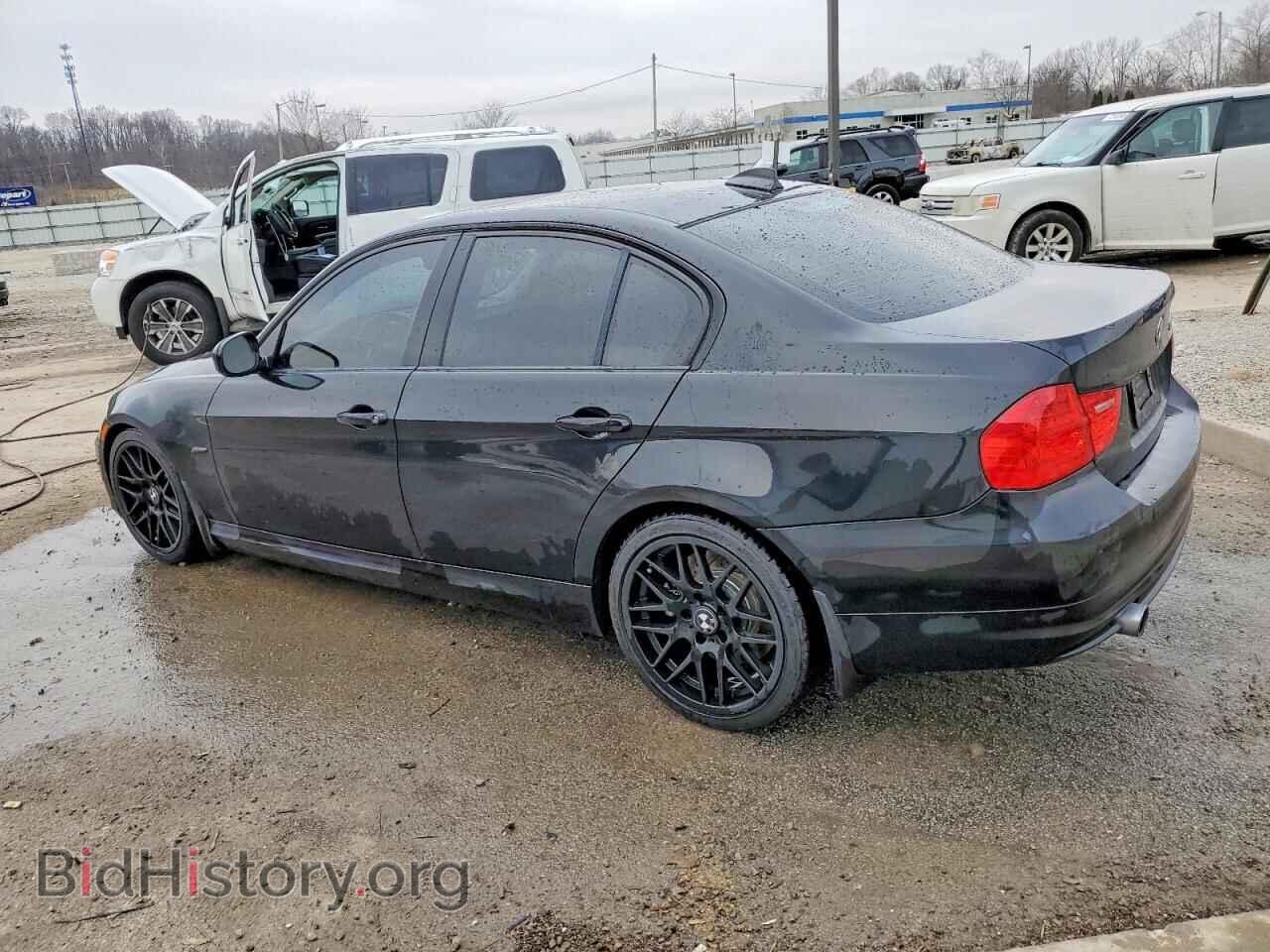 2009 BMW 3 SERIES - VIN: WBAPM73519E191511 - Фото 2