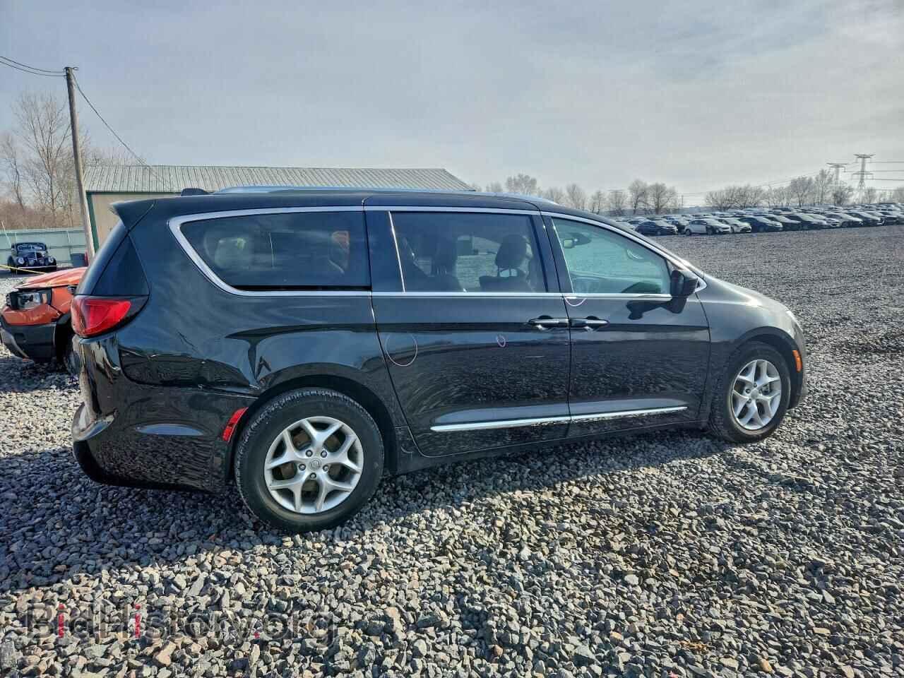 2017 CHRYSLER PACIFICA - VIN: 2C4RC1EG9HR577783 - Photo 3