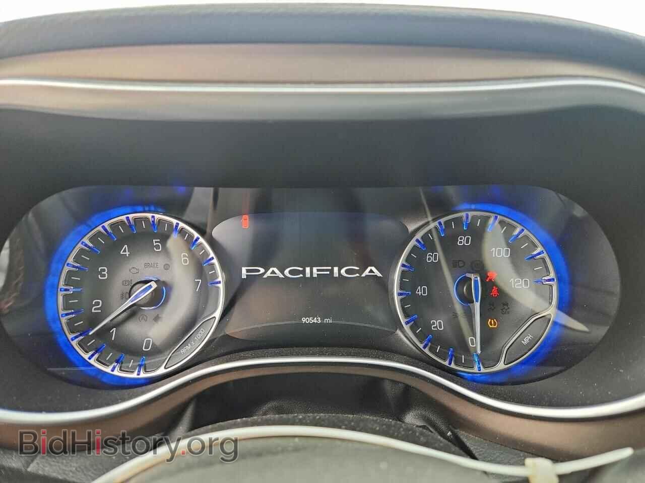 2017 CHRYSLER PACIFICA - VIN: 2C4RC1EG2HR592237 - Фото 9