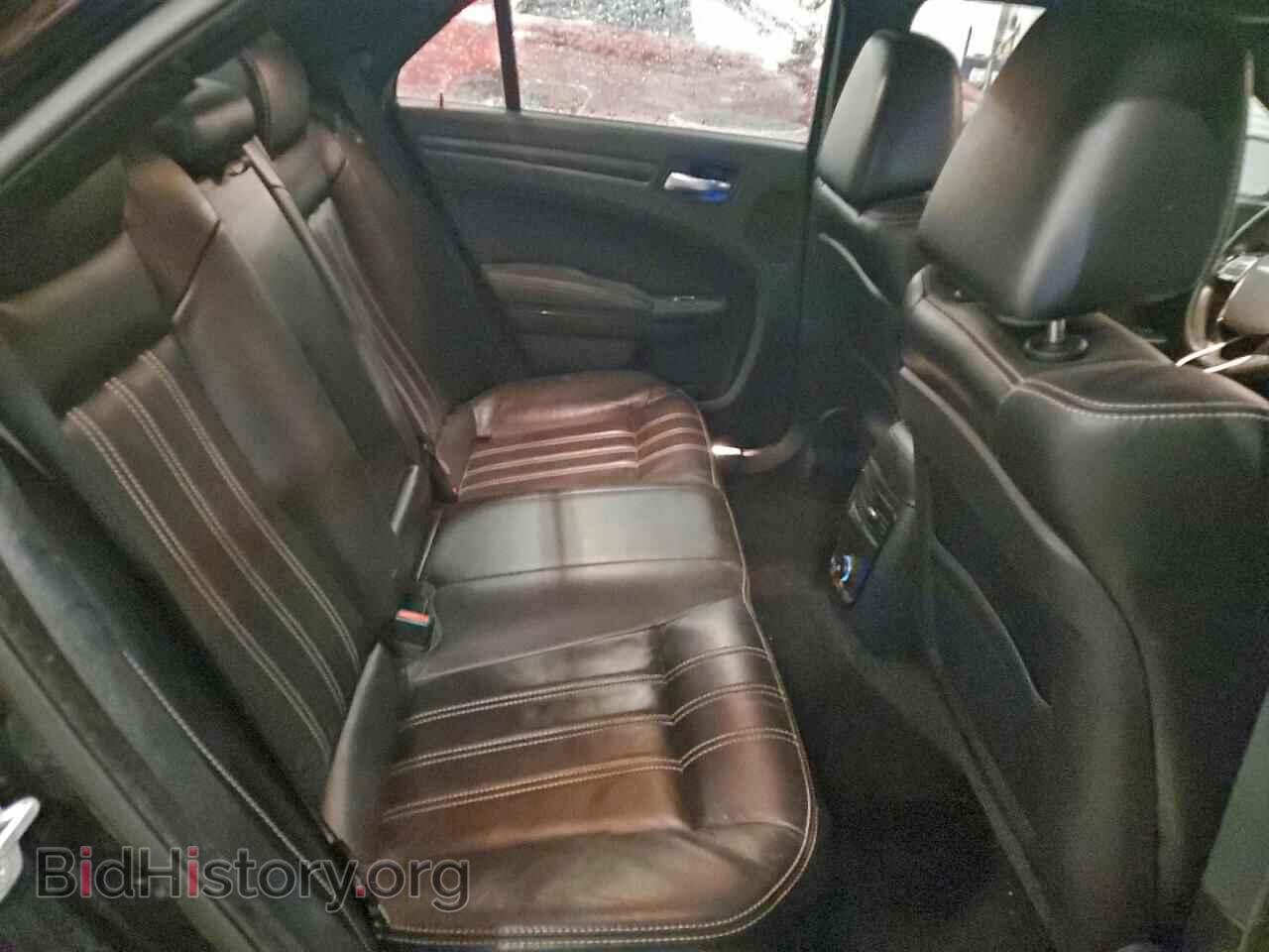 2014 CHRYSLER 300 - VIN: 2C3CCAGG2EH379233 - Фото 10