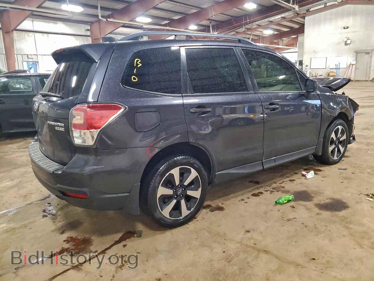 2017 SUBARU FORESTER - VIN: JF2SJAEC3HH407906 - Фото 3