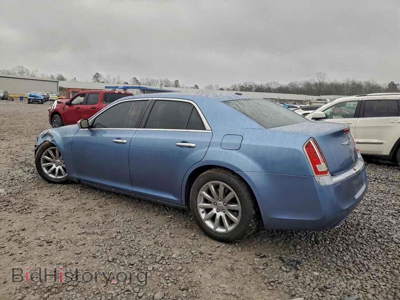 2011 CHRYSLER 300 - VIN: 2C3CA6CT2BH579918 - Фото 2