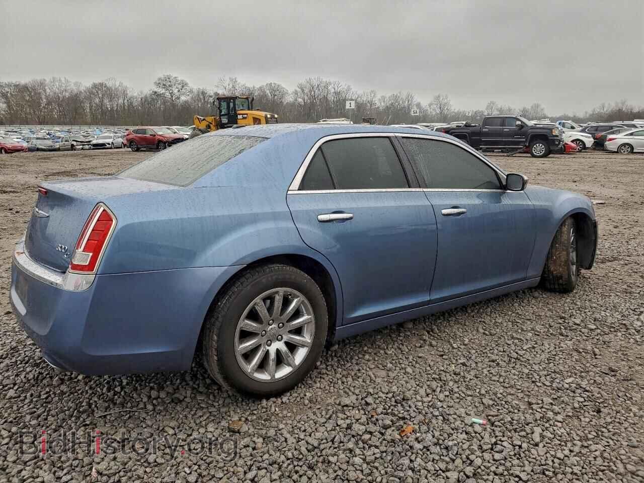 2011 CHRYSLER 300 - VIN: 2C3CA6CT2BH579918 - Фото 3