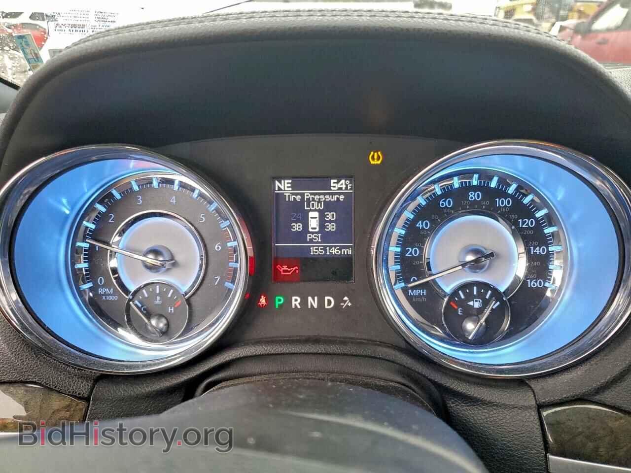 2011 CHRYSLER 300 - VIN: 2C3CA6CT2BH579918 - Фото 9