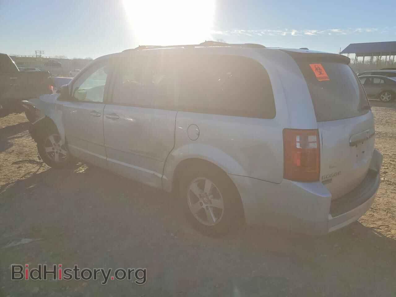 2010 DODGE CARAVAN - VIN: 2D4RN4DE1AR331444 - Фото 2
