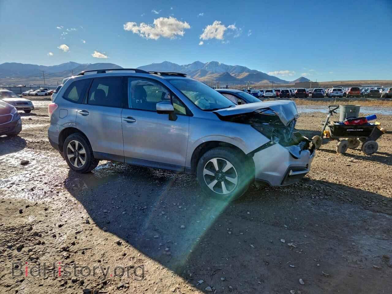 2017 SUBARU FORESTER - VIN: JF2SJAEC1HH490395 - Фото 4