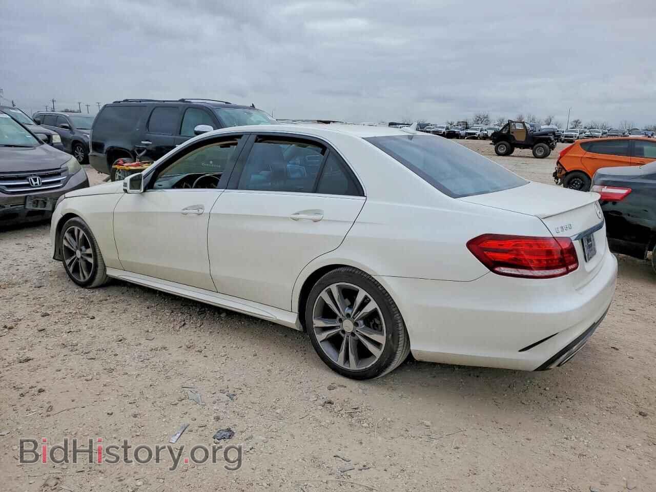 2014 MERCEDES-BENZ E-CLASS - VIN: WDDHF5KB7EA801934 - Фото 2