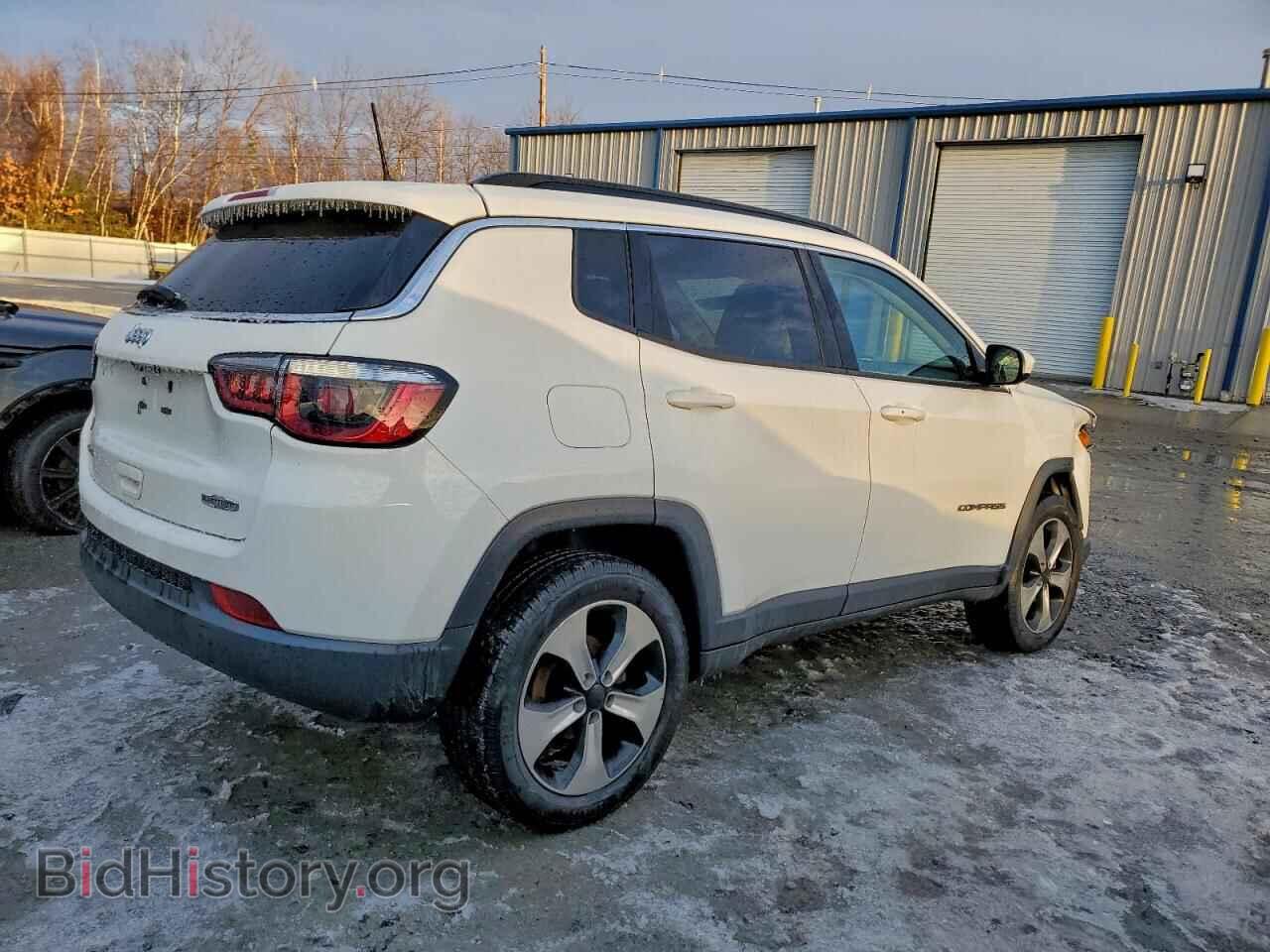 2017 JEEP COMPASS - VIN: 3C4NJDBB8HT620649 - Фото 3
