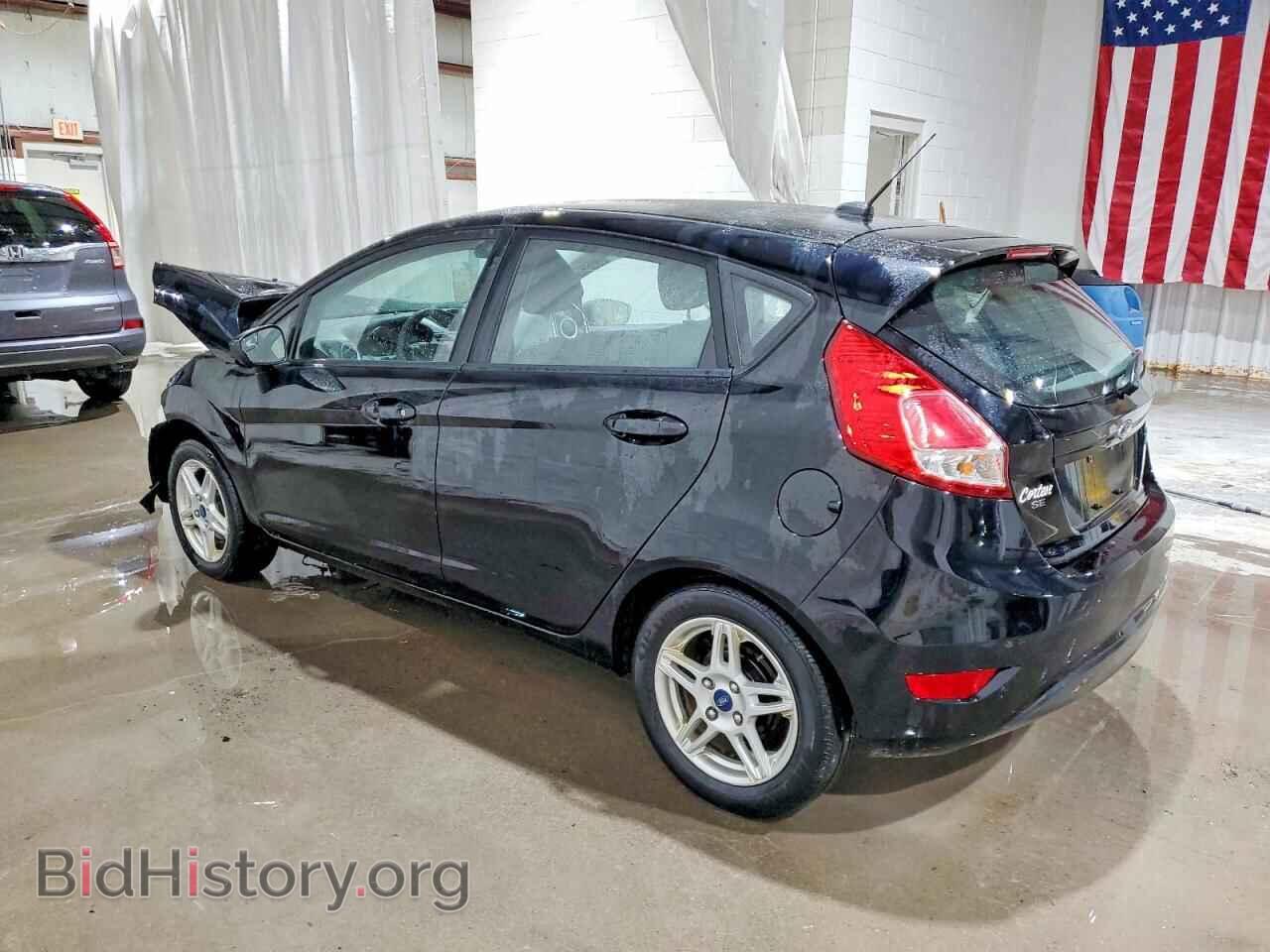 2018 FORD FIESTA - VIN: 3FADP4EJXJM109057 - Фото 2
