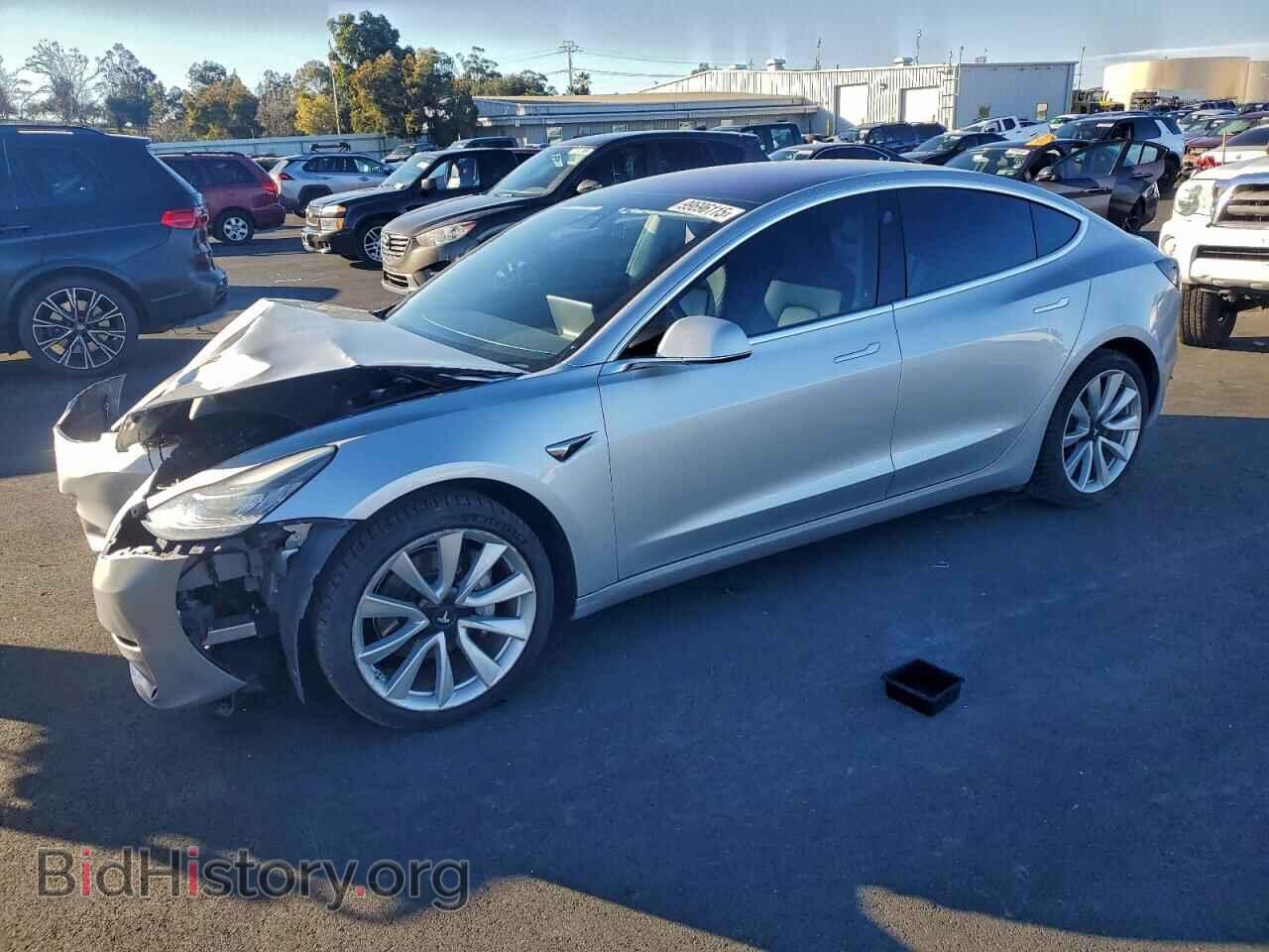 Photo 5YJ3E1EA0JF046582 - TESLA MODEL 3 2018