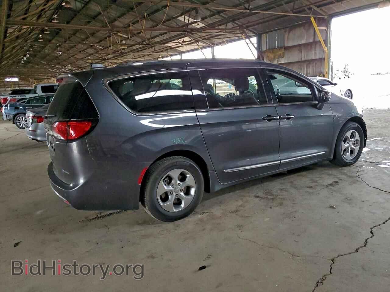 2018 CHRYSLER PACIFICA - VIN: 2C4RC1N79JR364614 - Фото 3